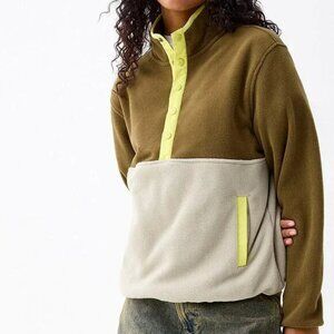 NWT Colour block polar fleece sweater